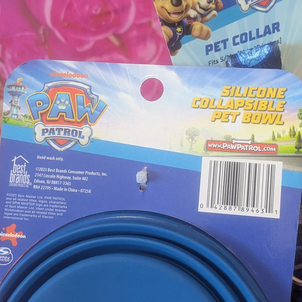 Paw Patrol Pet Collar, Bowl, and Bandana Set